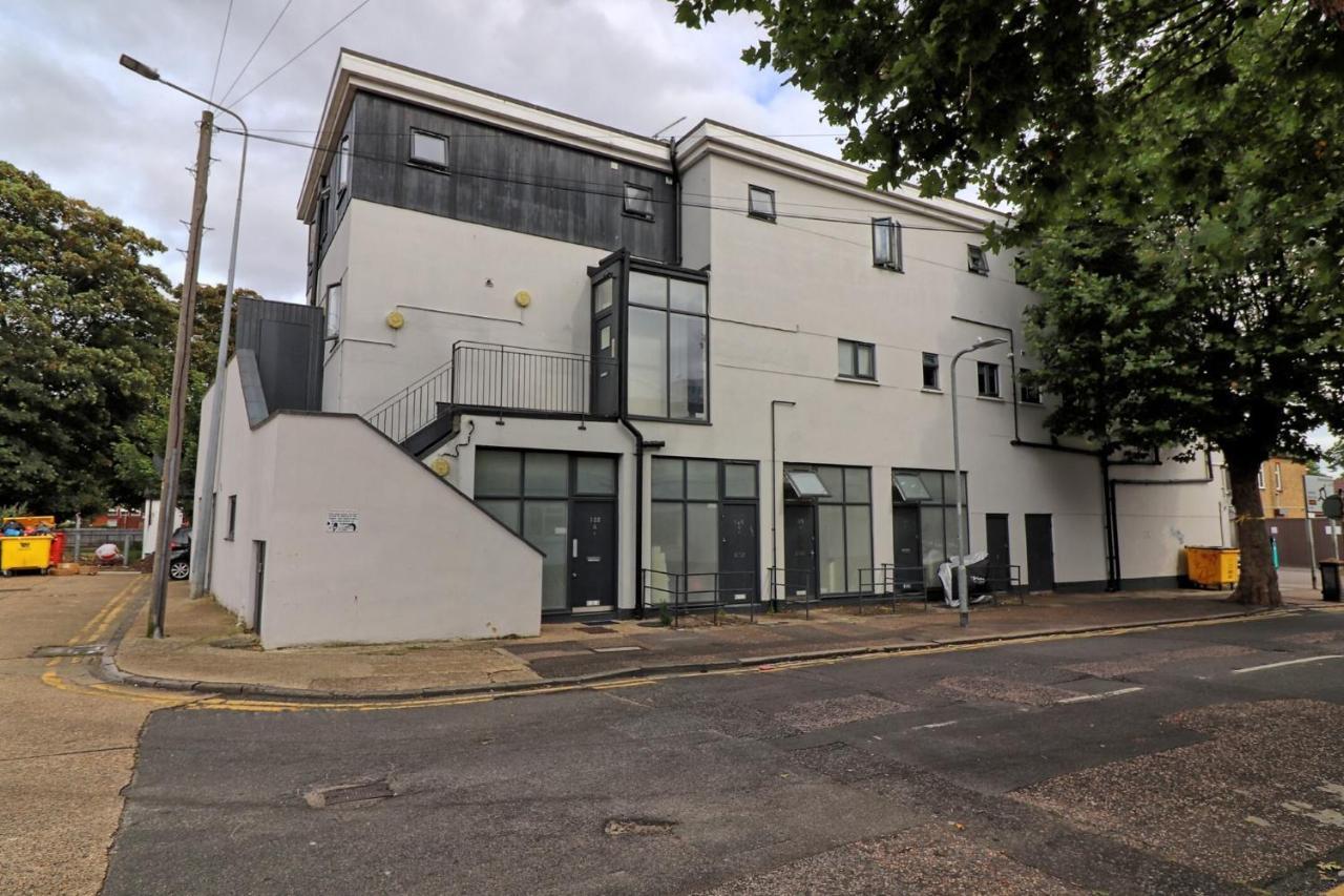 Urban Stylish Apartment - Southend Stays Exteriér fotografie